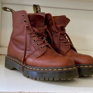 Dr Marten 1460 Pascal Brown Classico 39